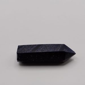 Obelisco de obsidiana
