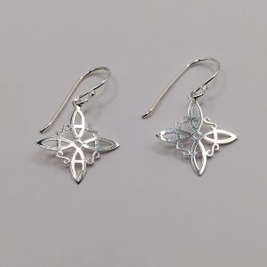 Aretes de Nudo de Bruja en corte láser