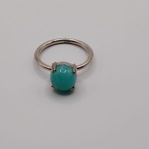 Anillo de Moldavita