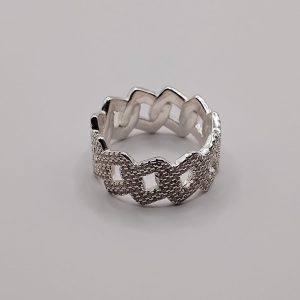 Anillo moderno